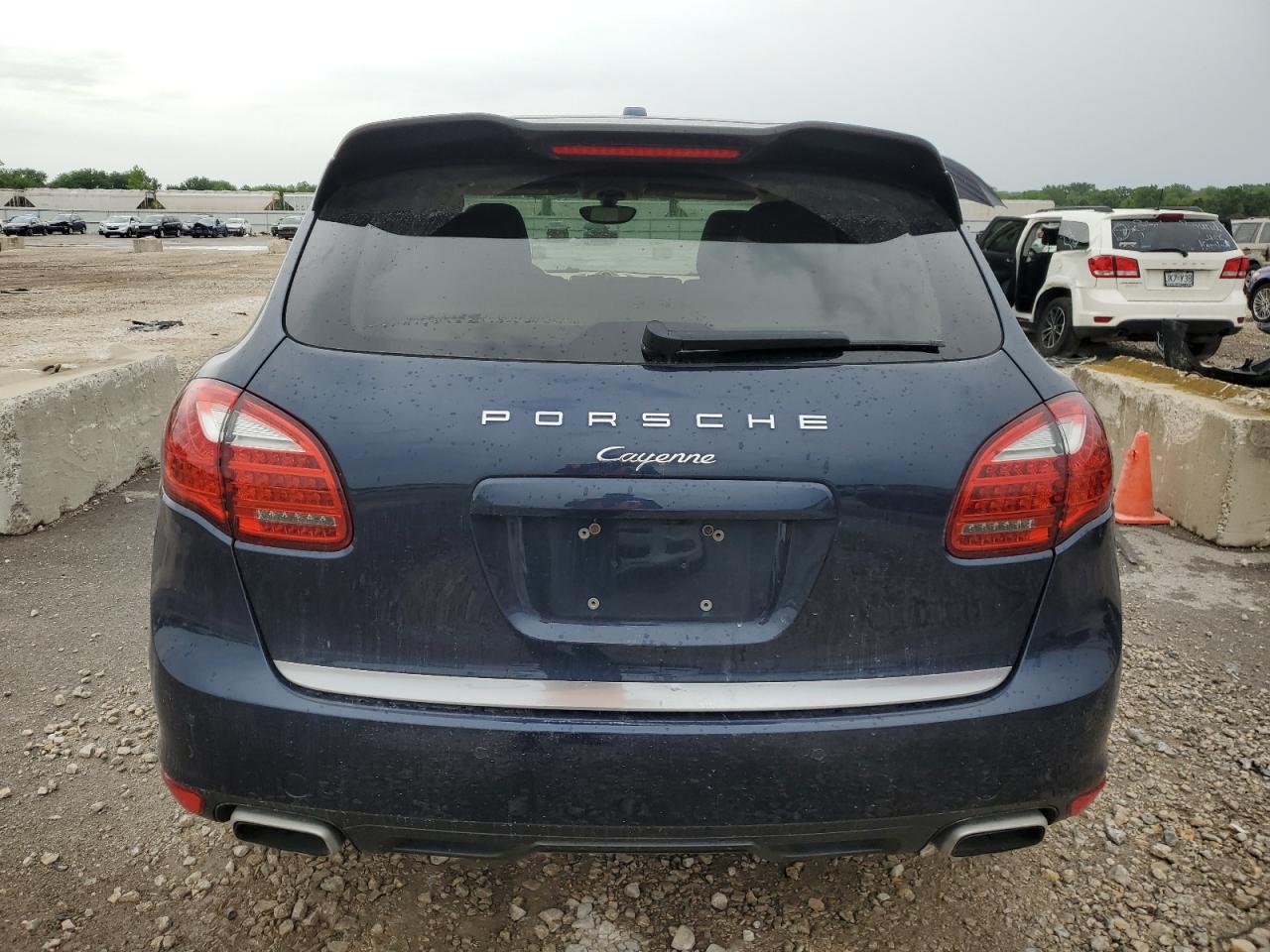 WP1AA2A20CLA09666 2012 Porsche Cayenne