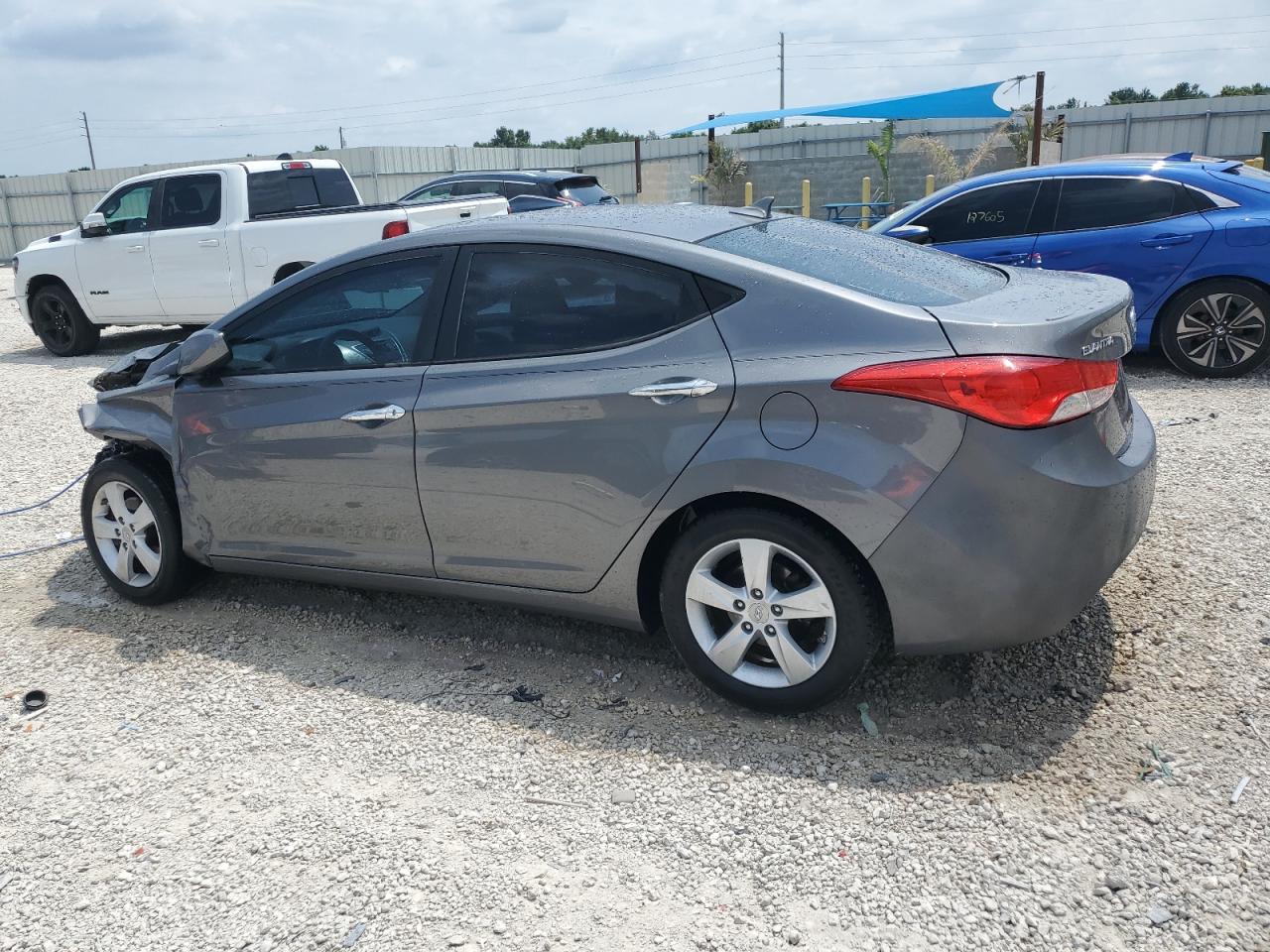 5NPDH4AE1DH268575 2013 Hyundai Elantra Gls