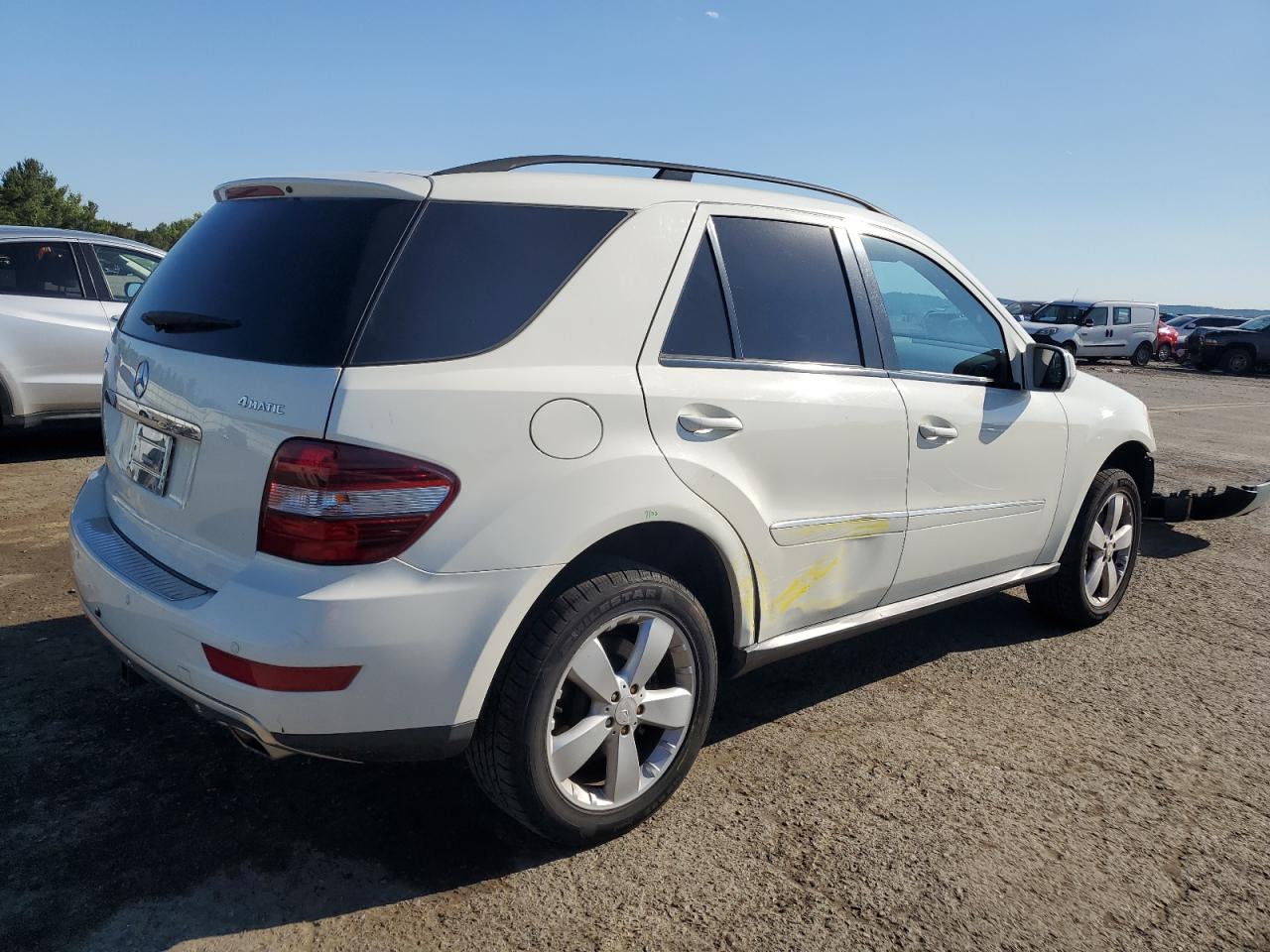 4JGBB86E99A463617 2009 Mercedes-Benz Ml 350