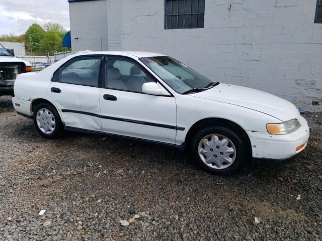 1994 Honda Accord Dx VIN: 1HGCD5622RA120088 Lot: 53153014