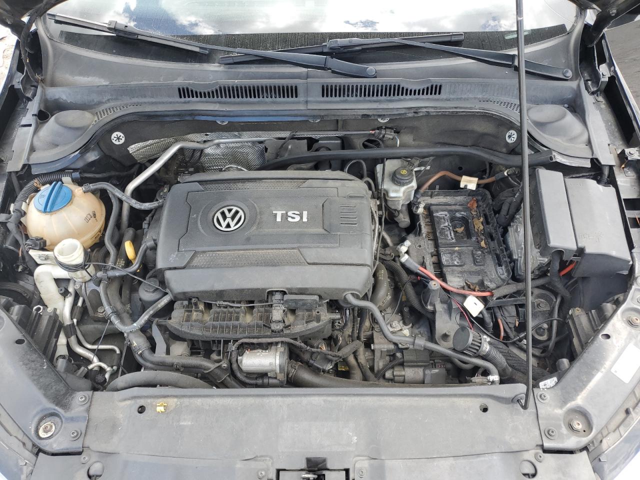 3VWD17AJXGM239641 2016 Volkswagen Jetta Sport