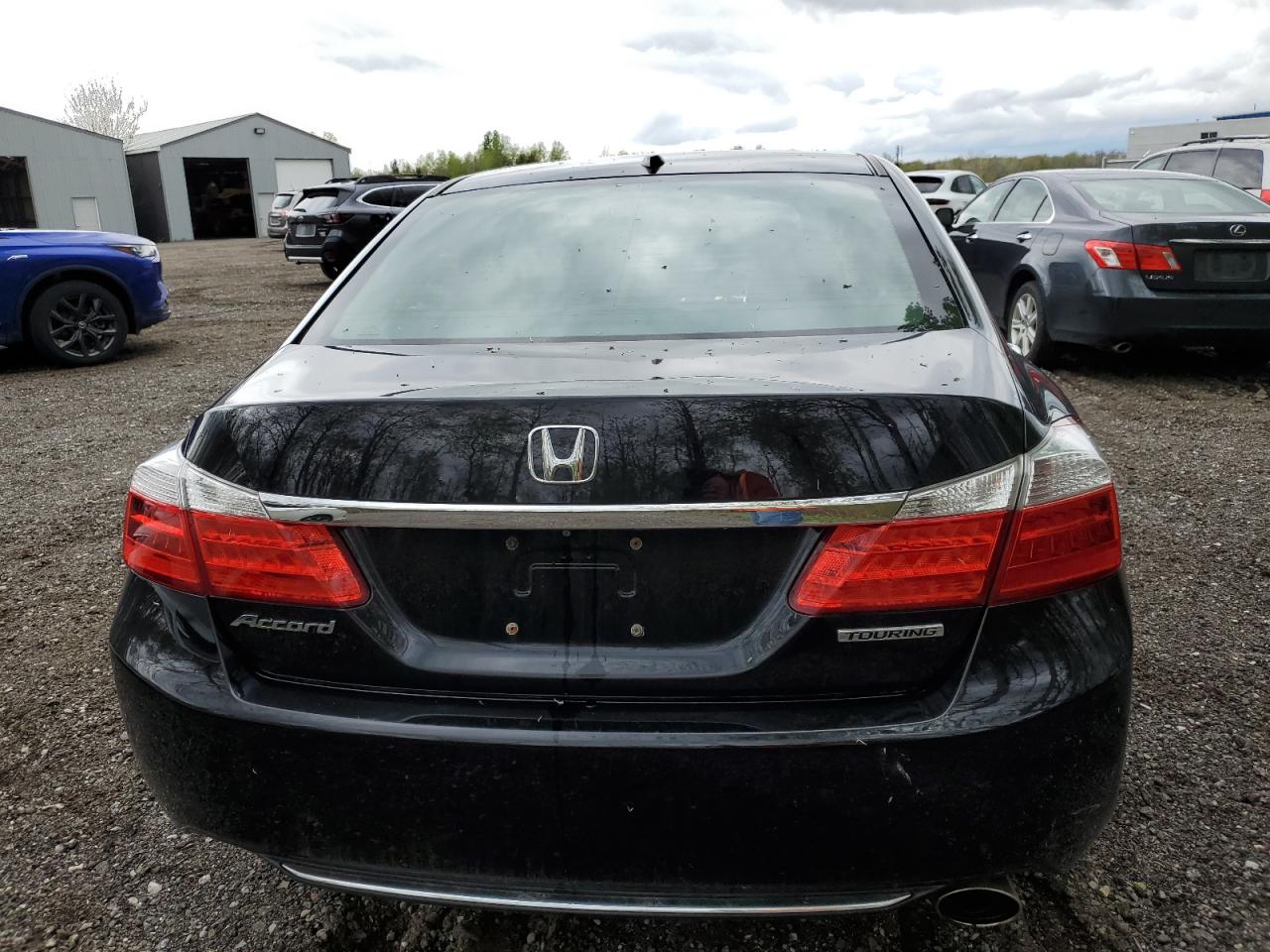 1HGCR2F90FA808437 2015 Honda Accord Touring