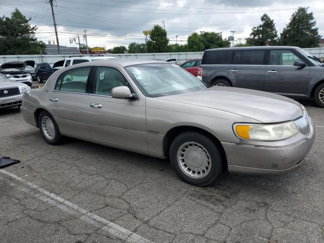 2001 Lincoln Town Car Executive VIN: 1LNHM81W11Y729406 Lot: 56208394