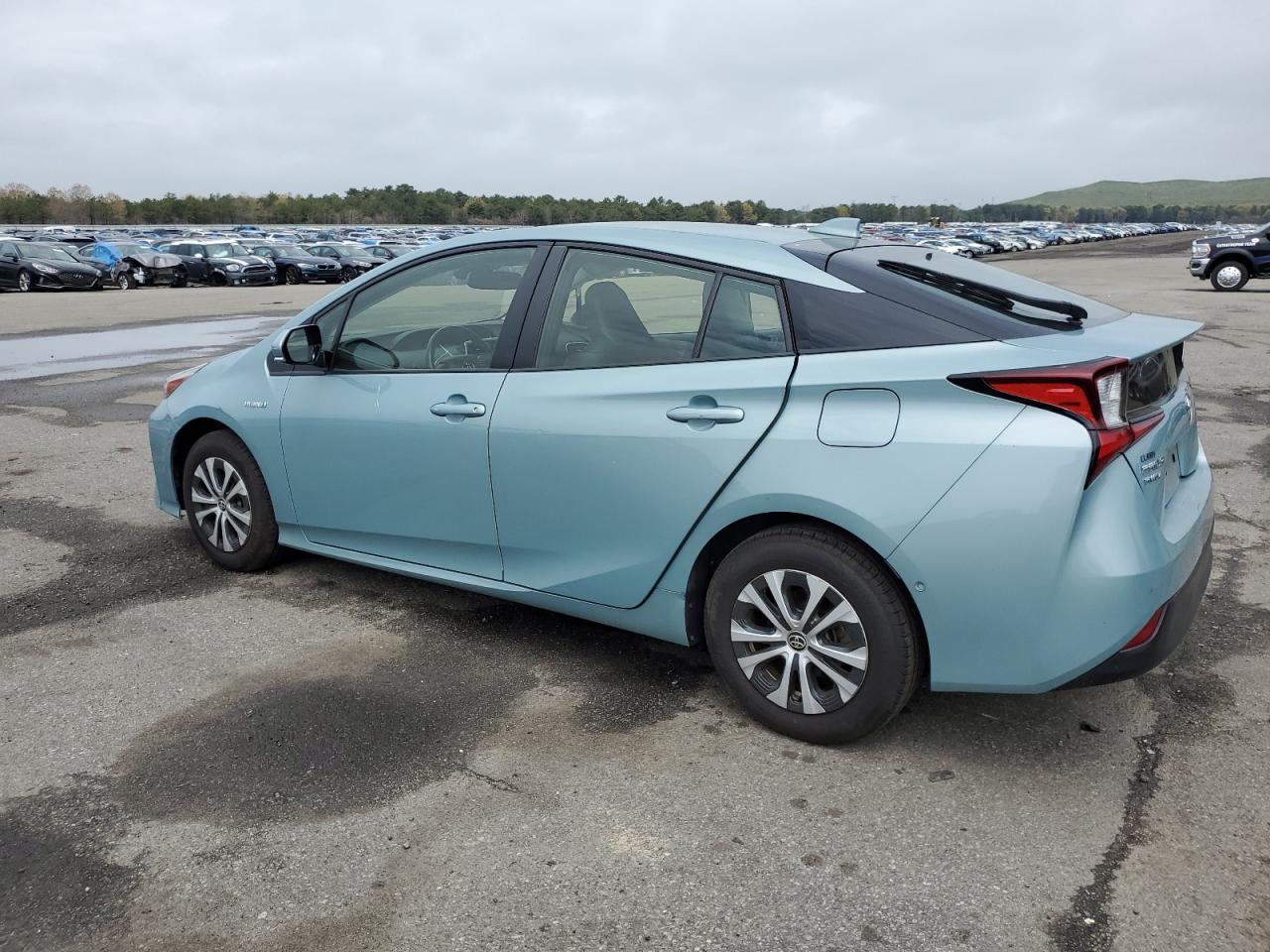 JTDL9RFU4L3013144 2020 Toyota Prius Le