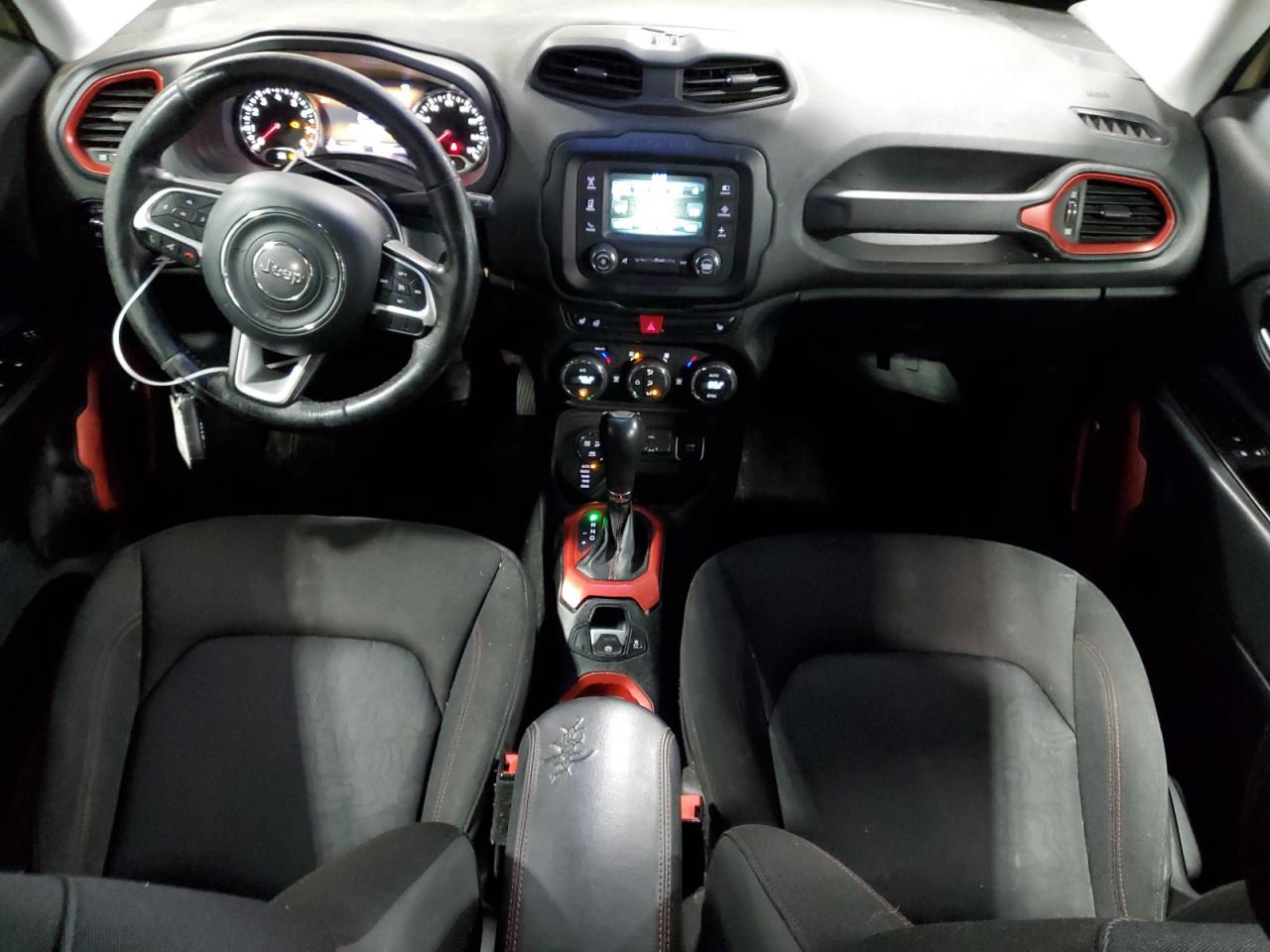 ZACCJBCT2GPC89530 2016 Jeep Renegade Trailhawk