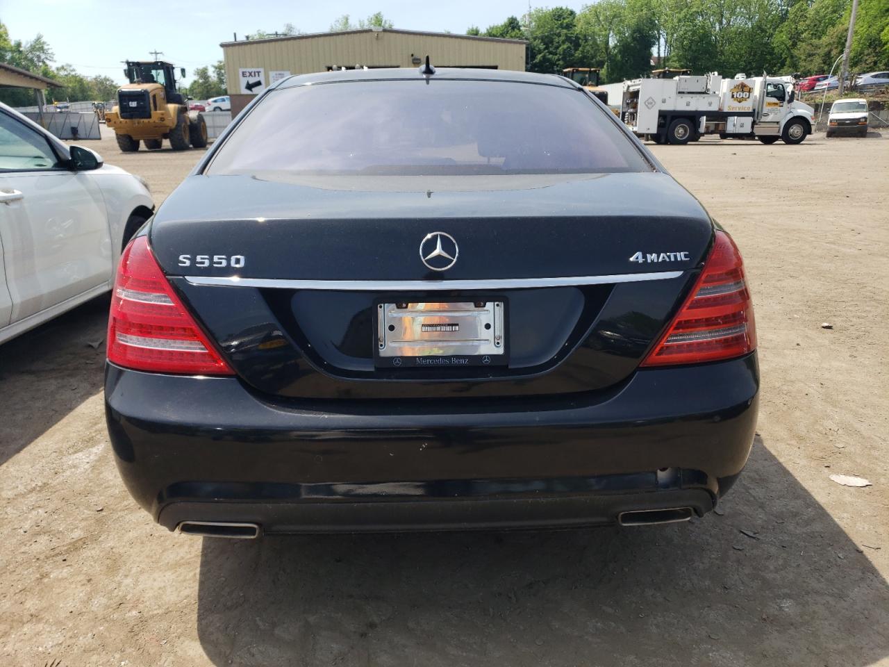 WDDNG8GB3AA335794 2010 Mercedes-Benz S 550 4Matic