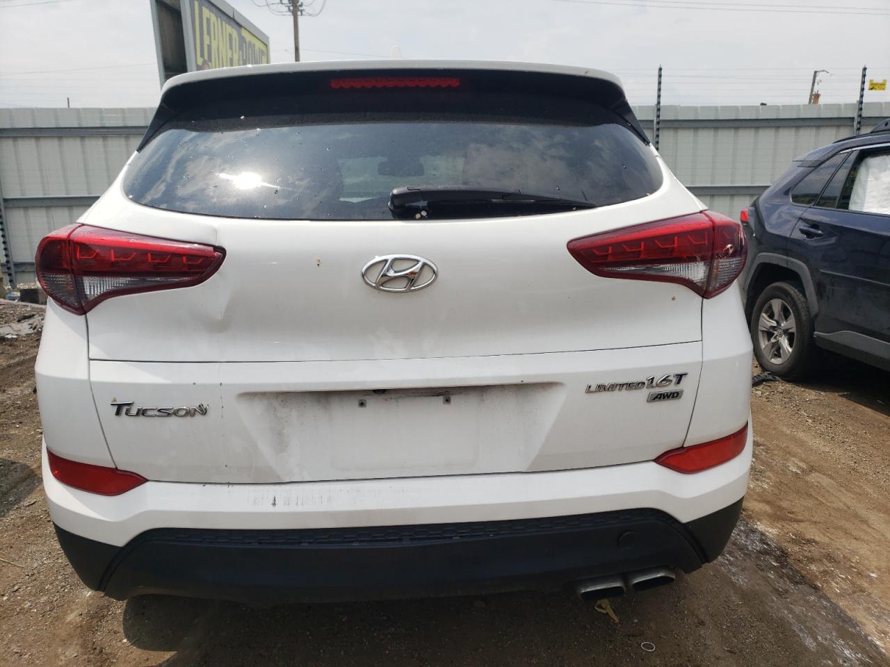 KM8J3CA20HU319539 2017 Hyundai Tucson Limited