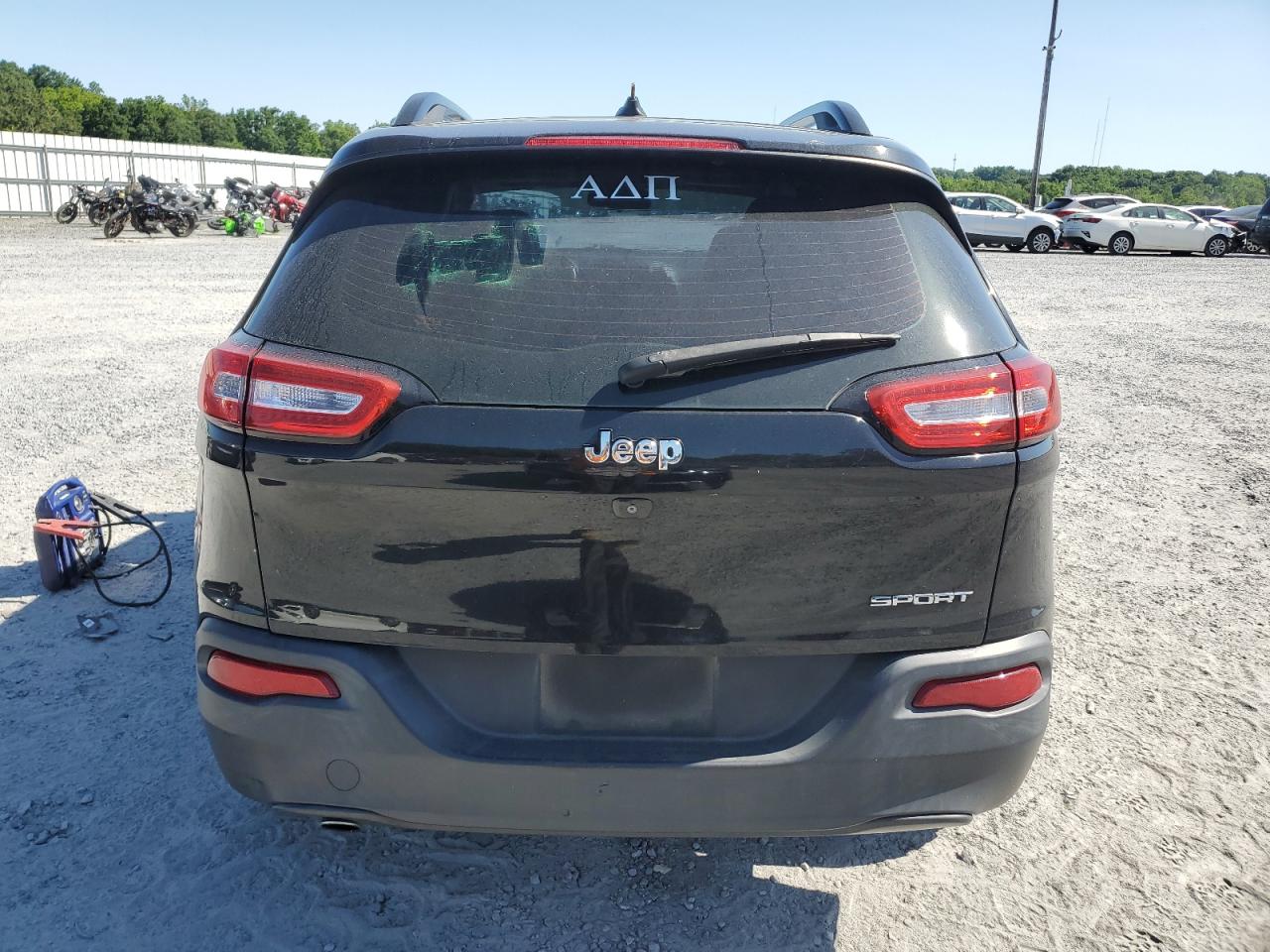 1C4PJLAB4FW607781 2015 Jeep Cherokee Sport