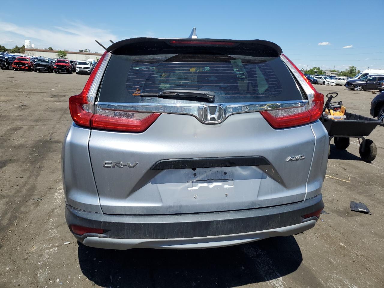 2018 Honda Cr-V Lx vin: 2HKRW6H32JH220882