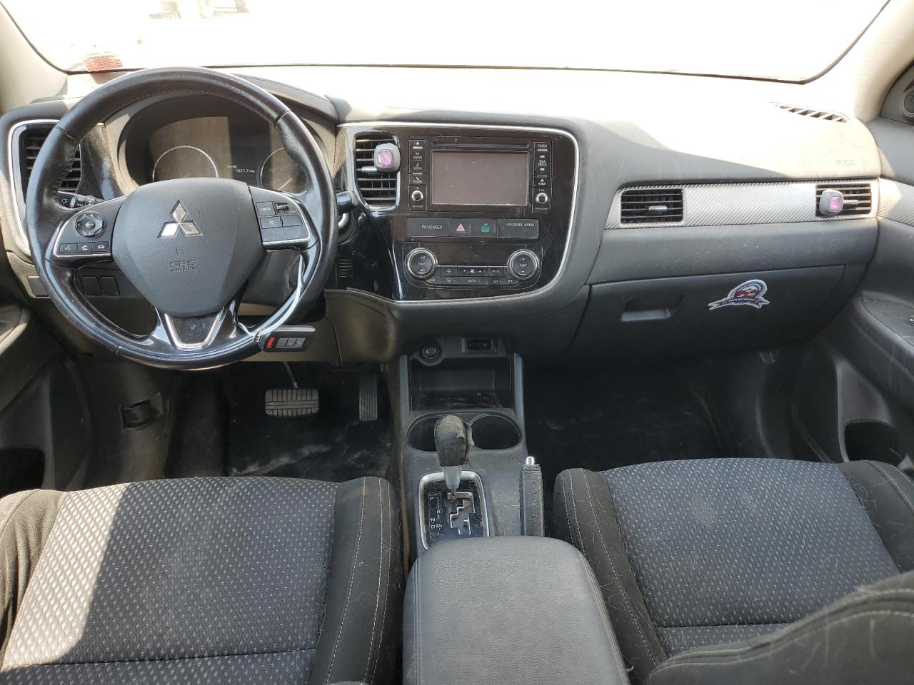 JA4AZ3A39GZ010143 2016 Mitsubishi Outlander Se