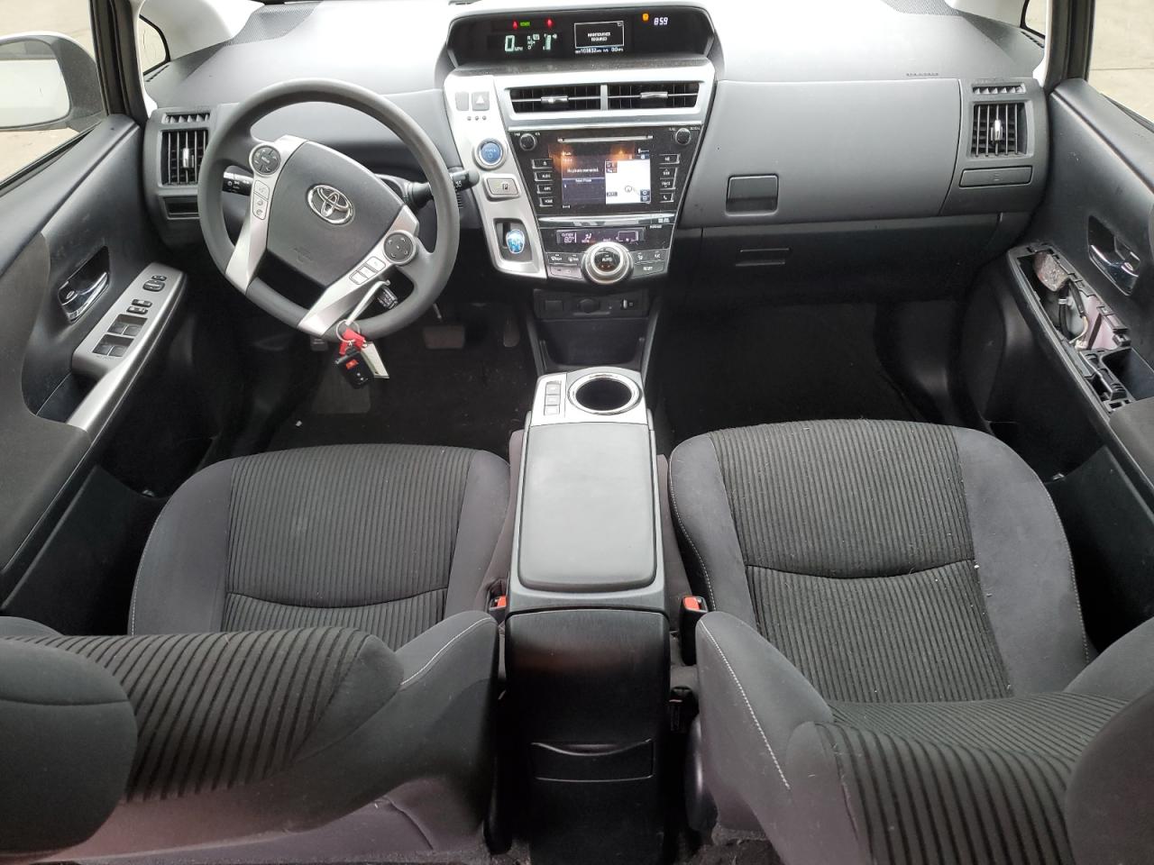 JTDZN3EU6HJ061249 2017 Toyota Prius V