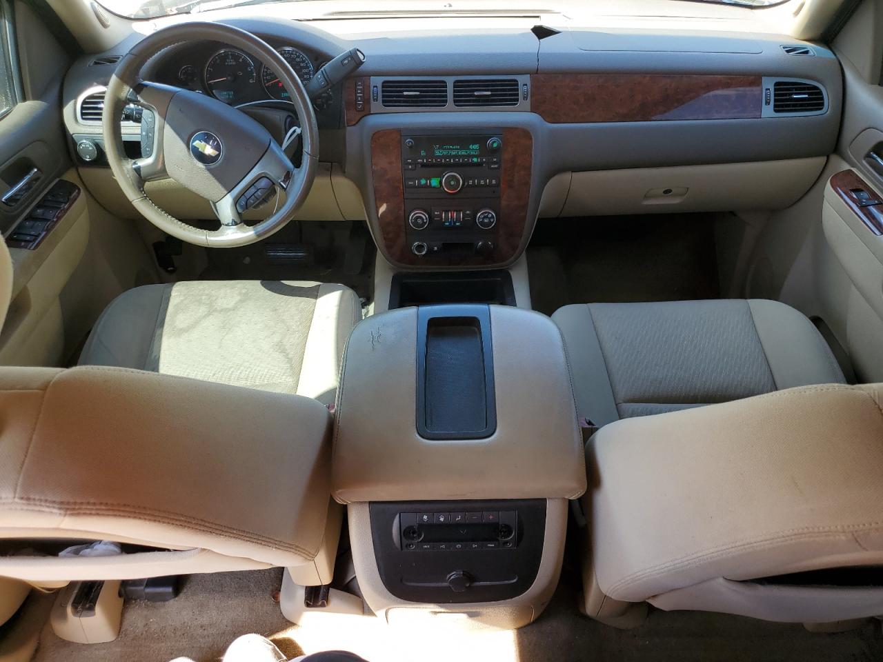 1GNSCAE07BR118373 2011 Chevrolet Tahoe C1500 Ls