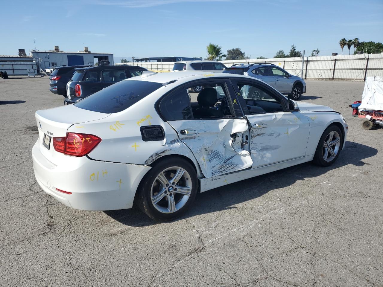 2014 BMW 320 I vin: WBA3B1G54ENS80155