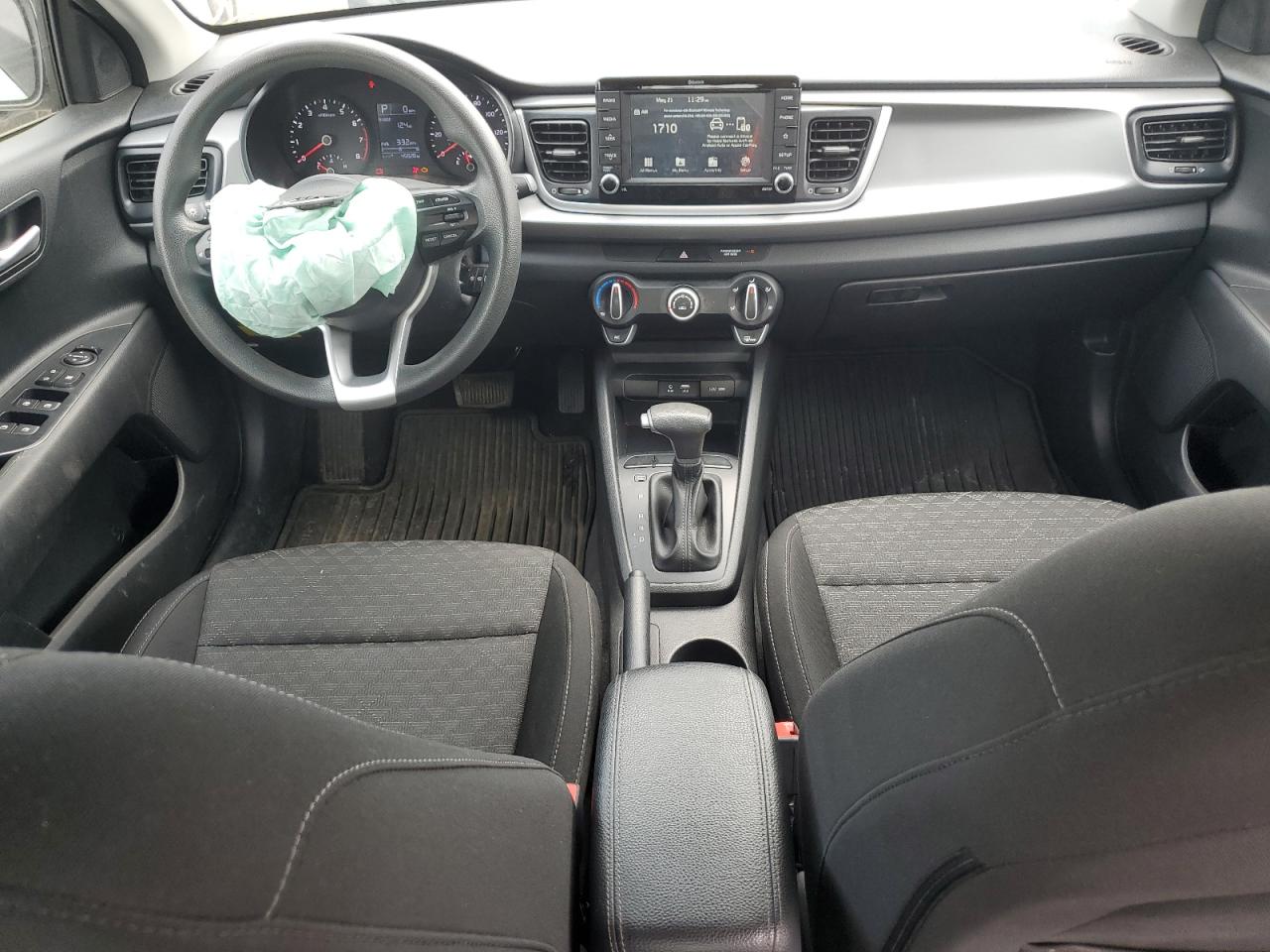 3KPA24AD3LE334476 2020 Kia Rio Lx