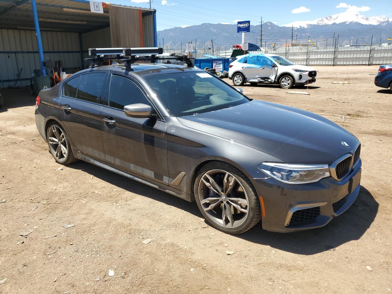 WBAJB9C59JB049310 2018 BMW M550Xi