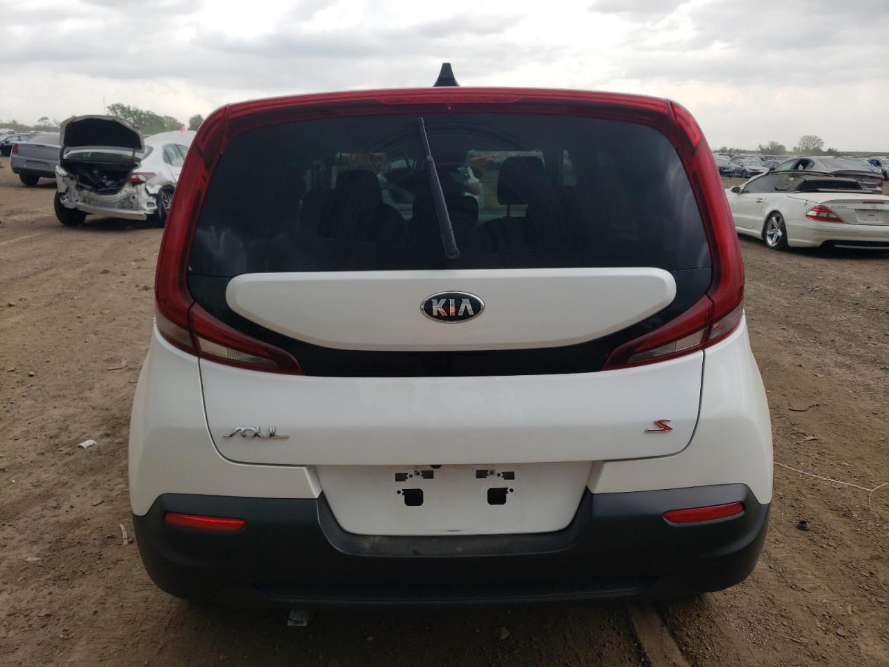 KNDJ23AU0L7018821 2020 Kia Soul Lx