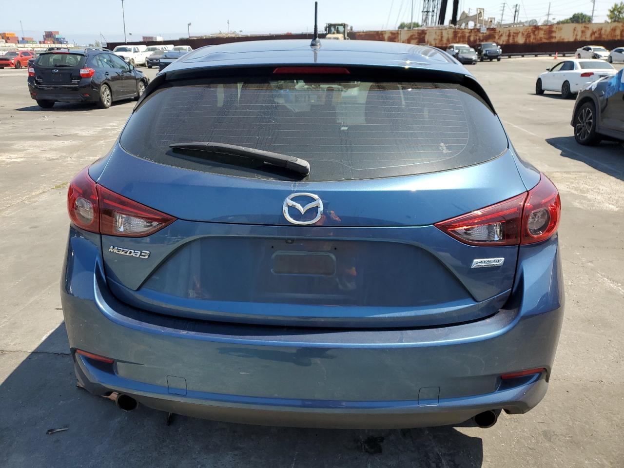 JM1BN1K7XH1129718 2017 Mazda 3 Sport