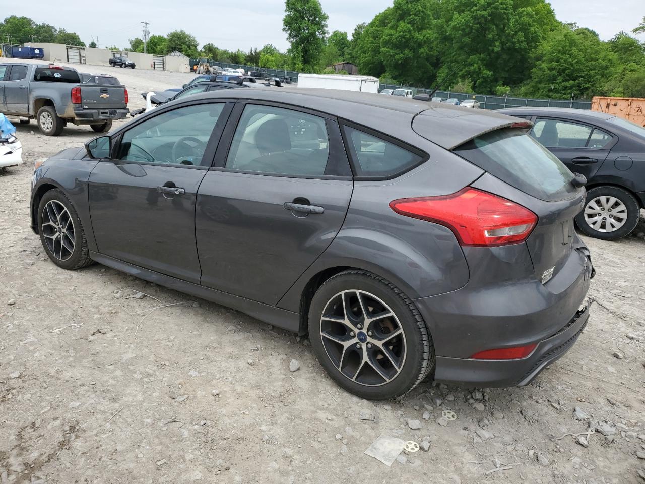 1FADP3K25FL218672 2015 Ford Focus Se