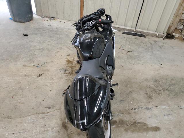 2022 SUZUKI GSX1300 RR - JS1EJ11BXN7100589