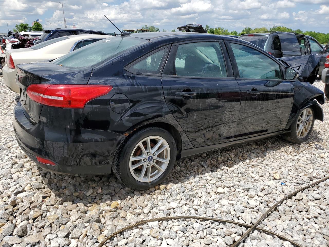 2016 Ford Focus Se vin: 1FADP3F26GL215789