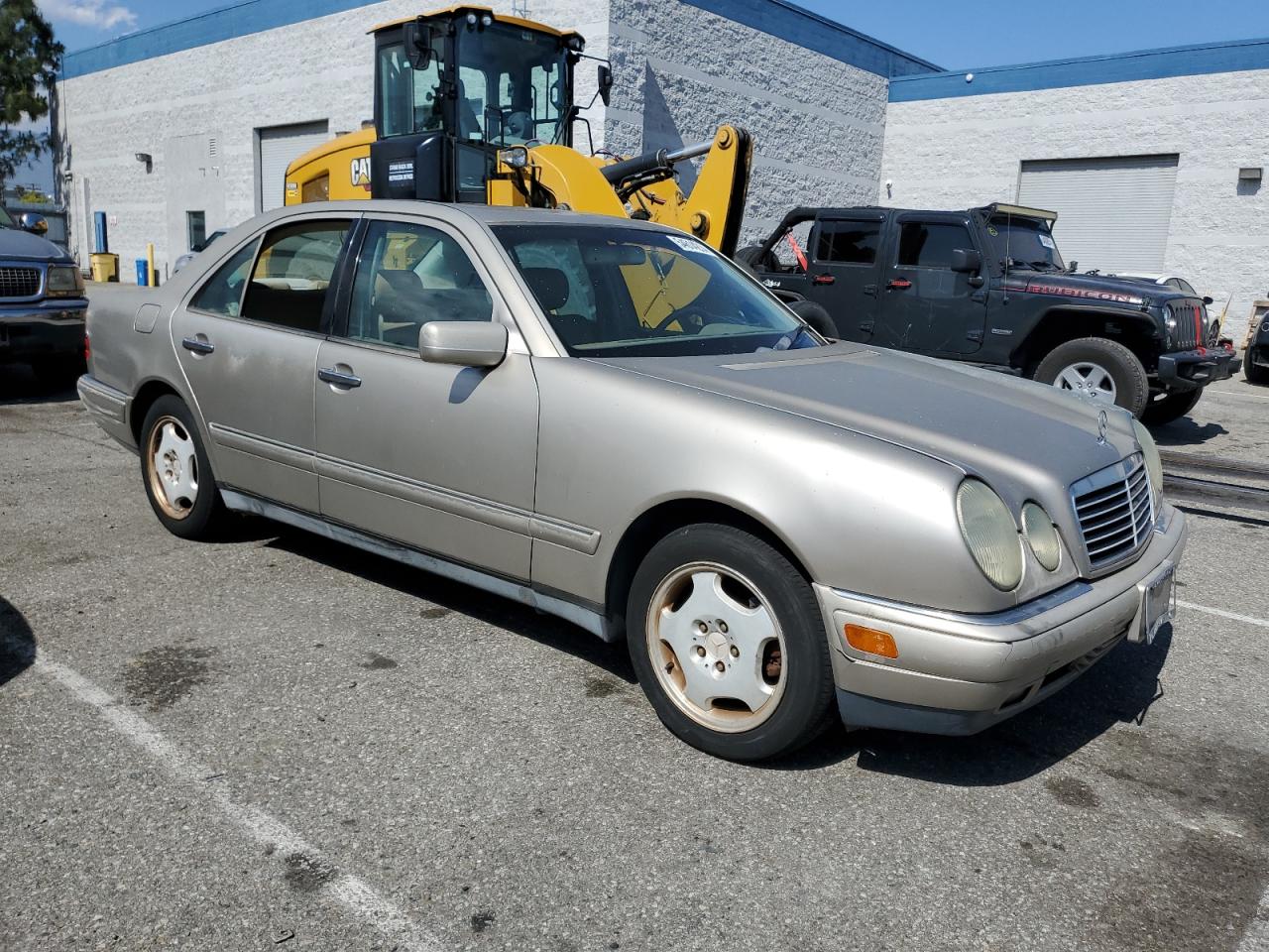 WDBJF70H4XA916183 1999 Mercedes-Benz E 430