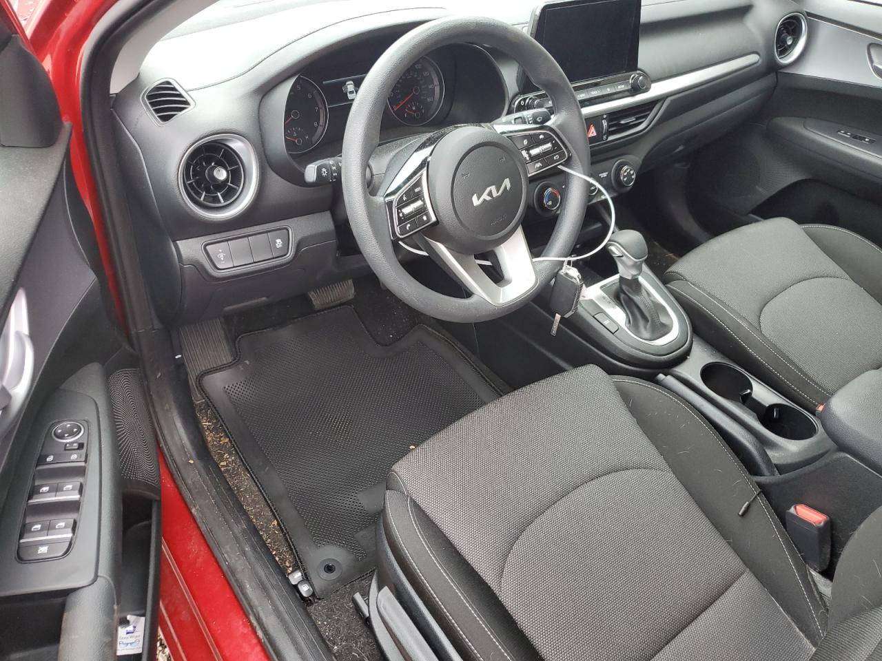 3KPF24AD3PE598812 2023 Kia Forte Lx