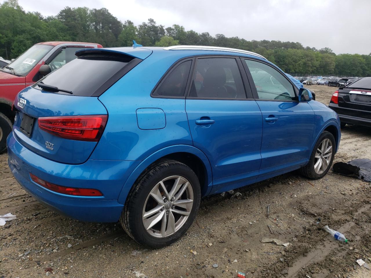 WA1ECCFS3HR008084 2017 Audi Q3 Premium