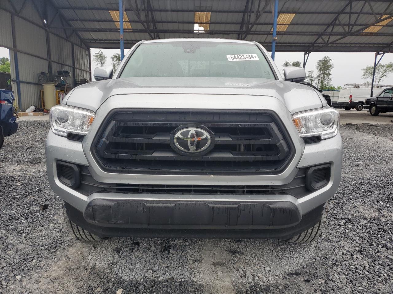 3TYAX5GN7NT047517 2022 Toyota Tacoma Double Cab