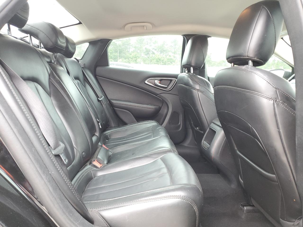 1C3CCCAB8GN191786 2016 Chrysler 200 Limited