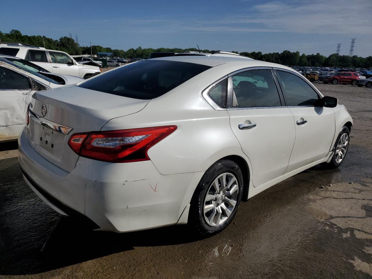 2016 Nissan Altima 2.5 vin: 1N4AL3AP4GN341316