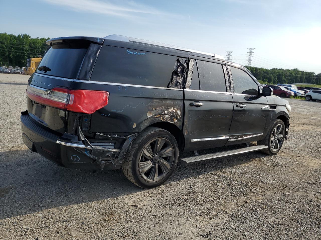 2019 Lincoln Navigator L Reserve vin: 5LMJJ3LT2KEL00372