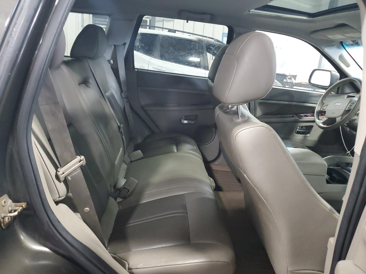 1J4HR58N86C227573 2006 Jeep Grand Cherokee Limited