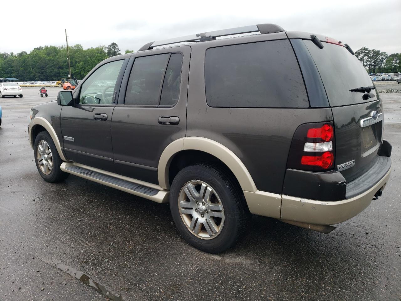 1FMEU74E17UB81133 2007 Ford Explorer Eddie Bauer