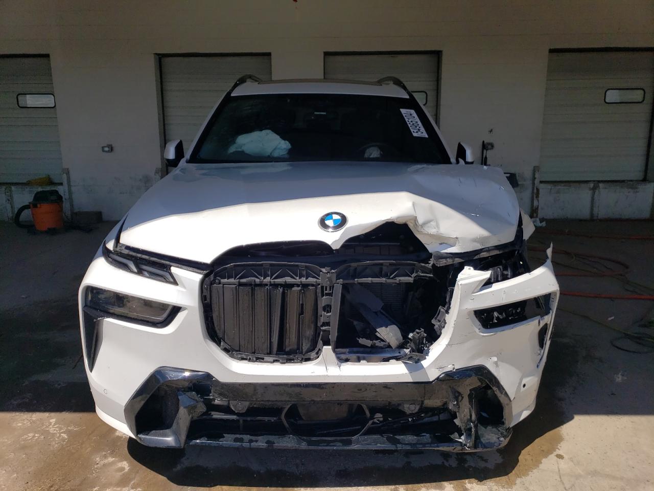 5UX23EM03R9S15581 2024 BMW X7 xDrive40I