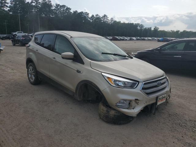 VIN 1FMCU0GD7HUB64923 2017 FORD ESCAPE no.4