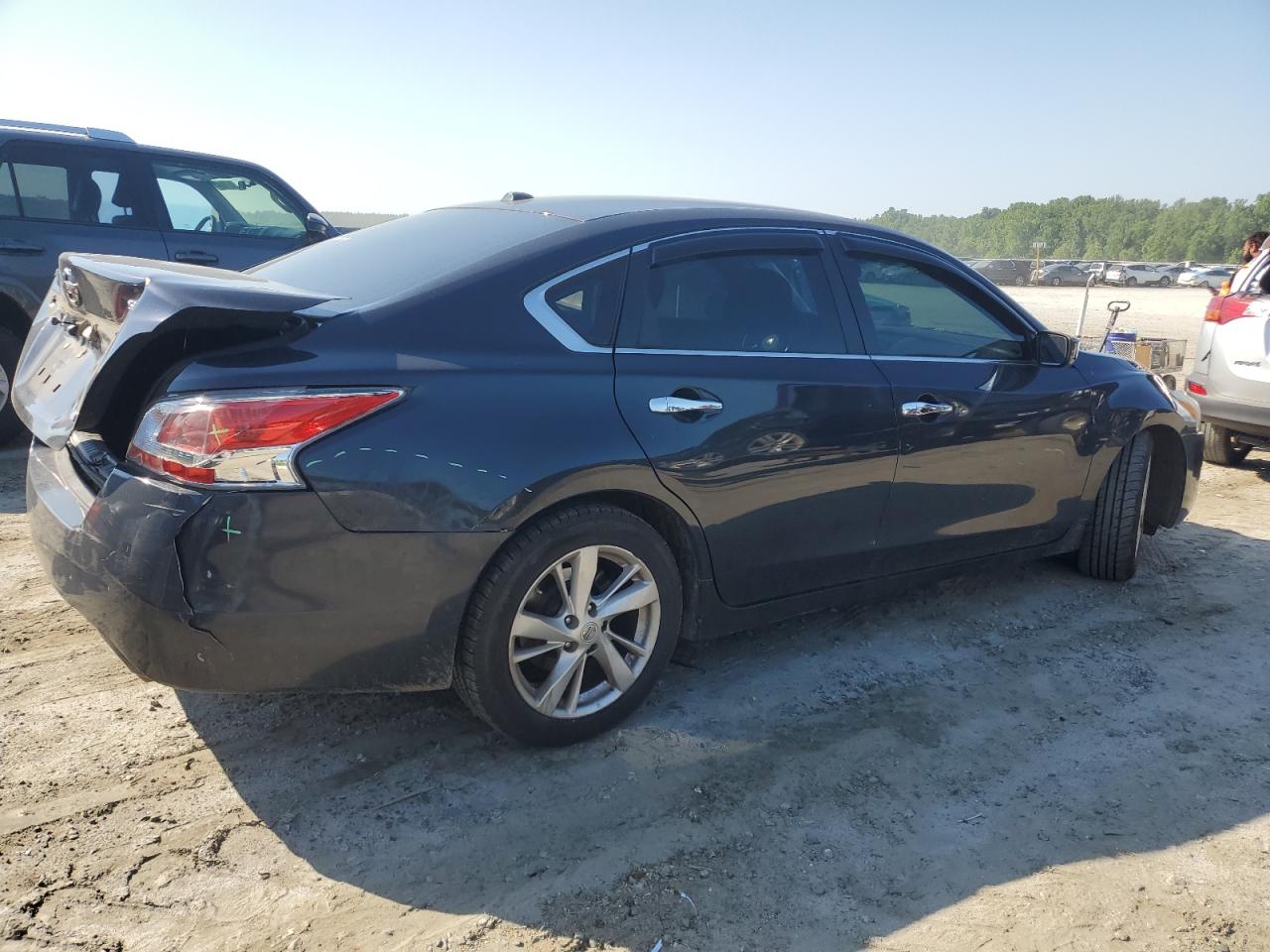 2014 Nissan Altima 2.5 vin: 1N4AL3AP7EC315804