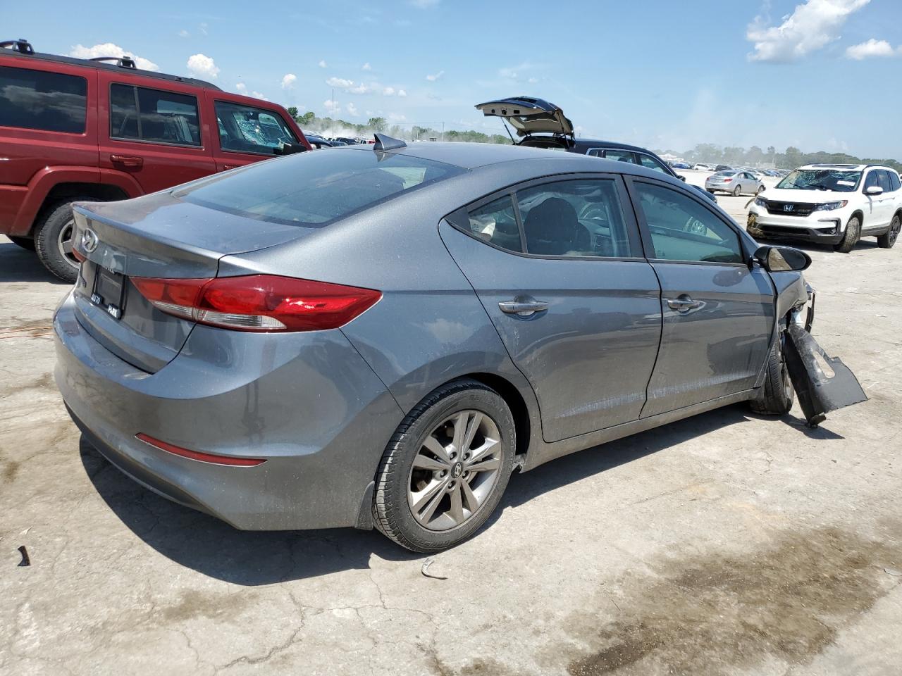 KMHD84LF5JU560457 2018 Hyundai Elantra Sel