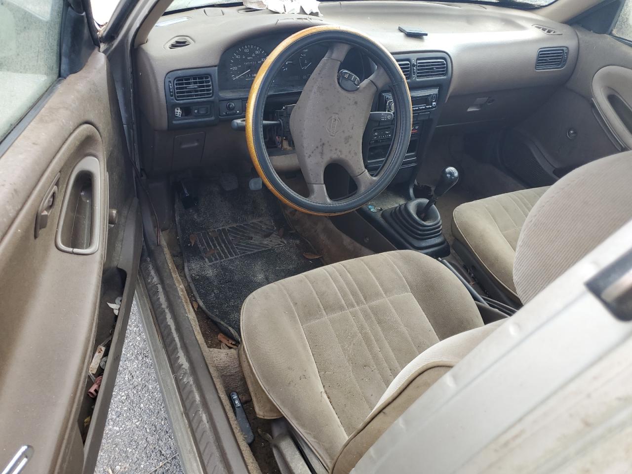 1N4EB32A4PC779182 1993 Nissan Sentra E