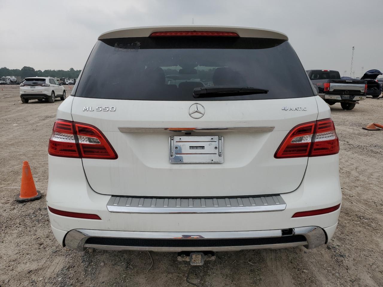 2014 Mercedes-Benz Ml 550 4Matic vin: 4JGDA7DB6EA366500