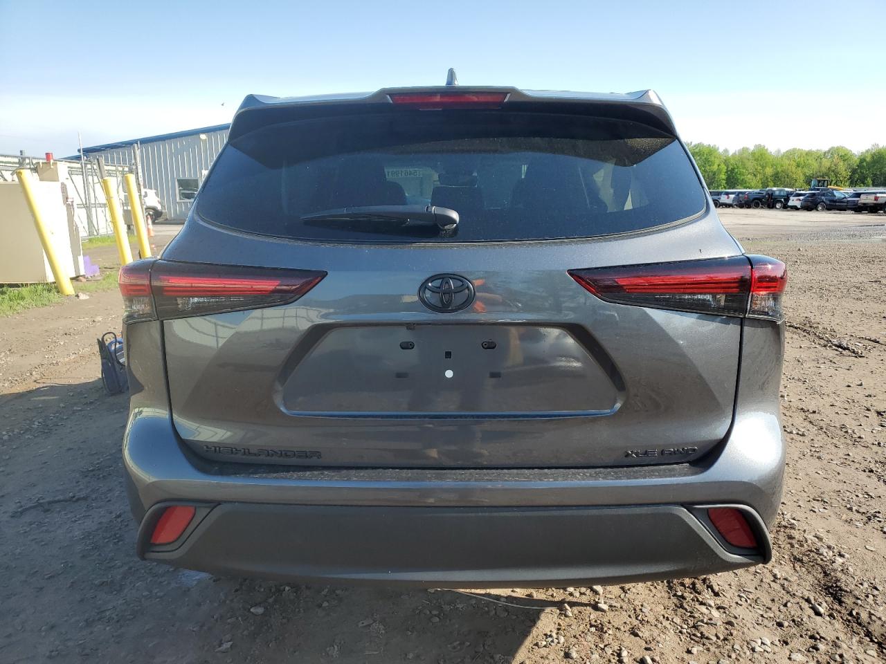 5TDKDRBH0RS535957 2024 Toyota Highlander Le