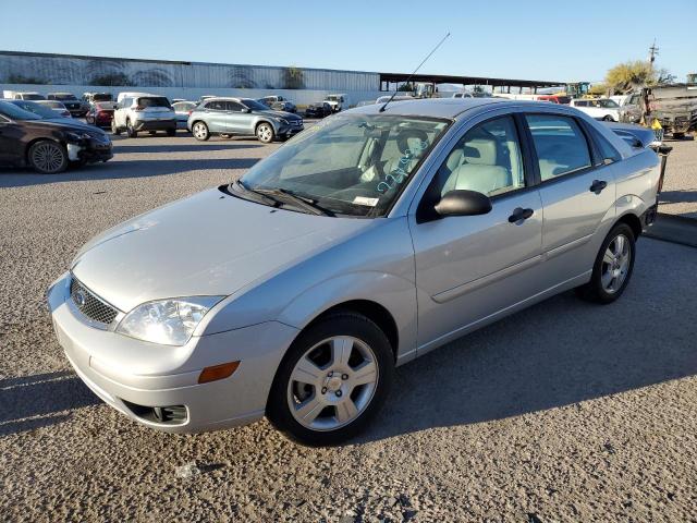 Lot #2508580254 2005 FORD FOCUS ZX4 salvage car