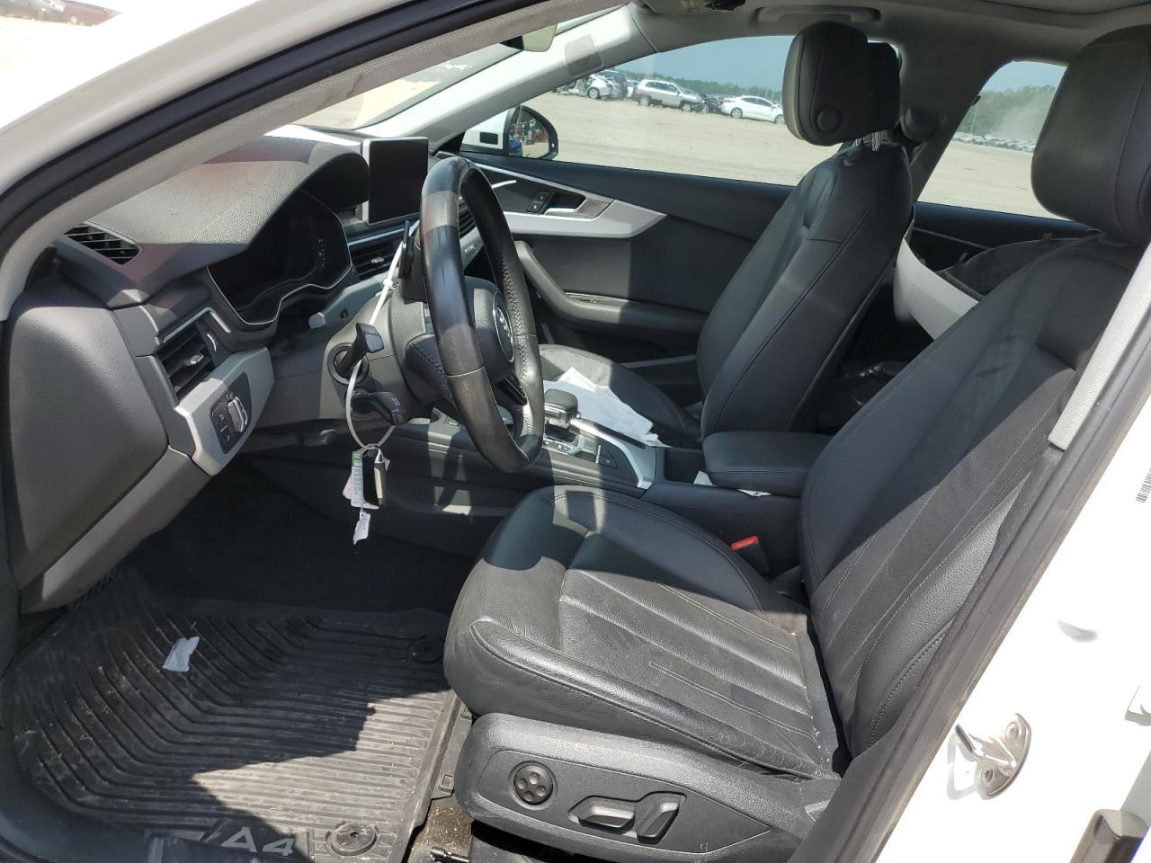 WAUENAF40HN009915 2017 Audi A4 Premium Plus