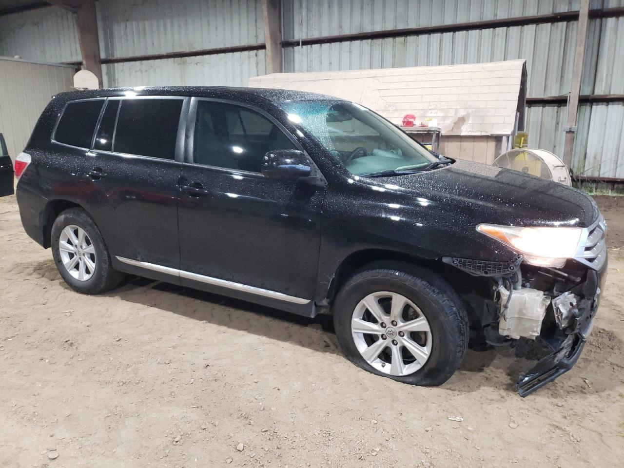 5TDZA3EH5DS045443 2013 Toyota Highlander Base