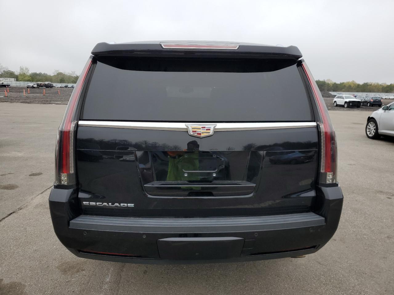 1GYS4GKJ7GR378554 2016 Cadillac Escalade Esv