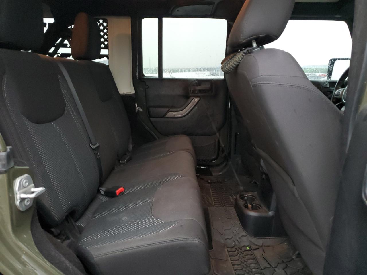 1C4BJWDG2GL160535 2016 Jeep Wrangler Unlimited Sport