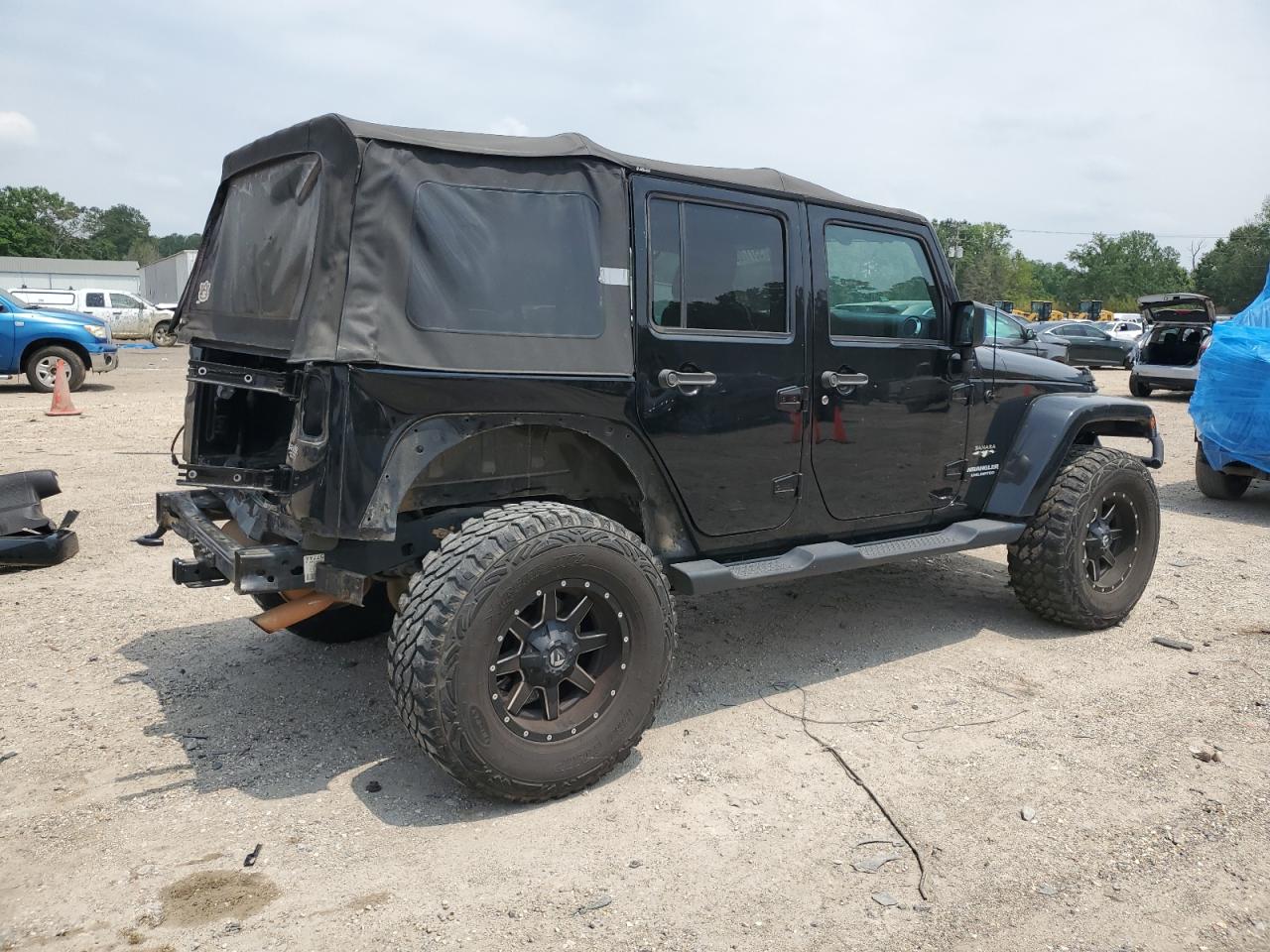 1C4BJWEG1GL184470 2016 Jeep Wrangler Unlimited Sahara