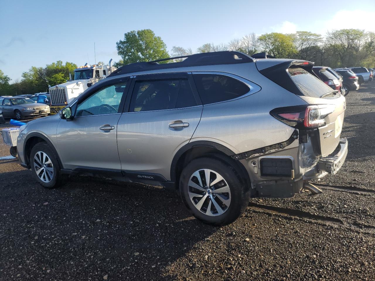 4S4BTACC1L3166926 2020 Subaru Outback Premium