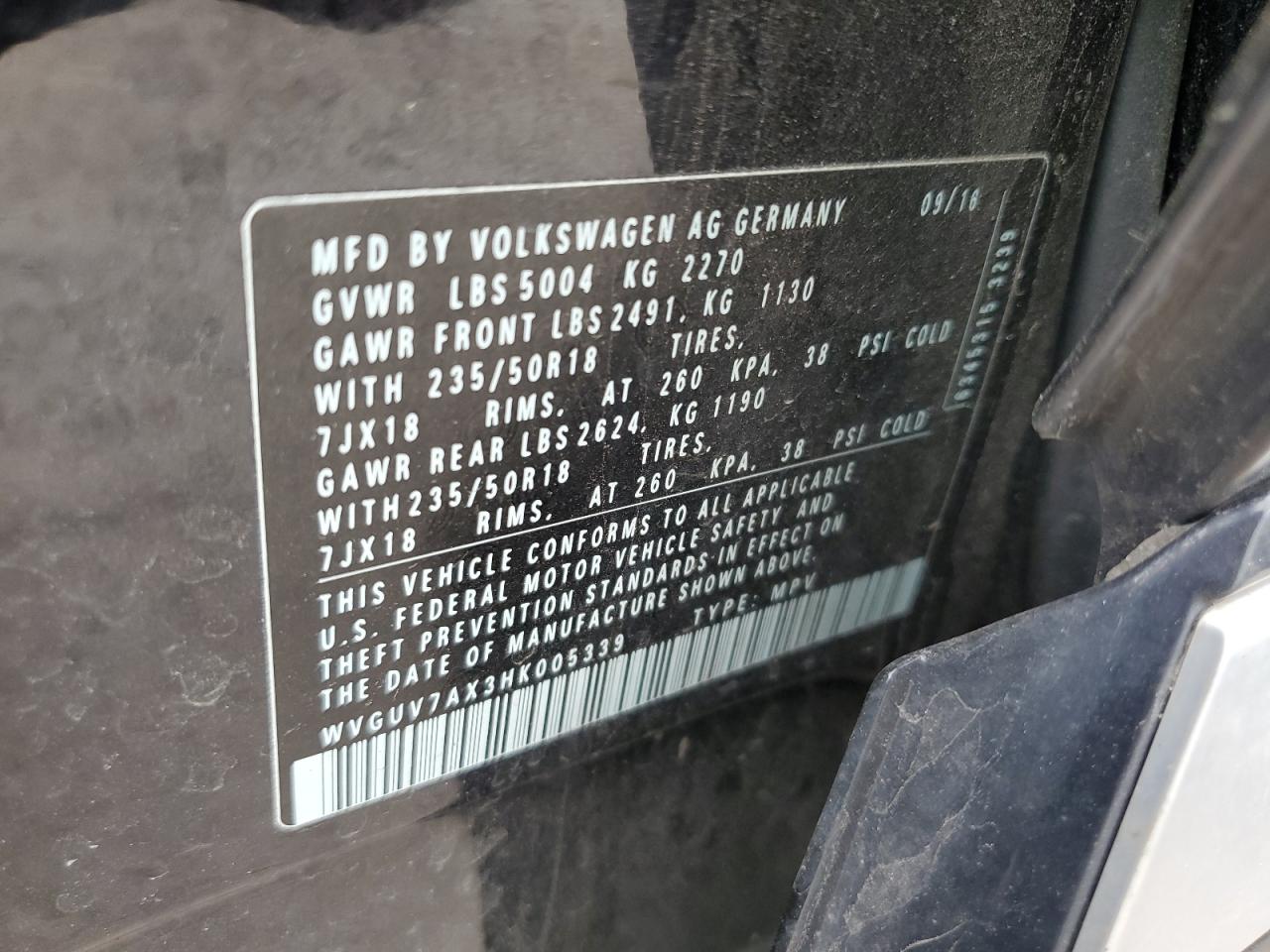 WVGUV7AX3HK005339 2017 Volkswagen Tiguan Sport