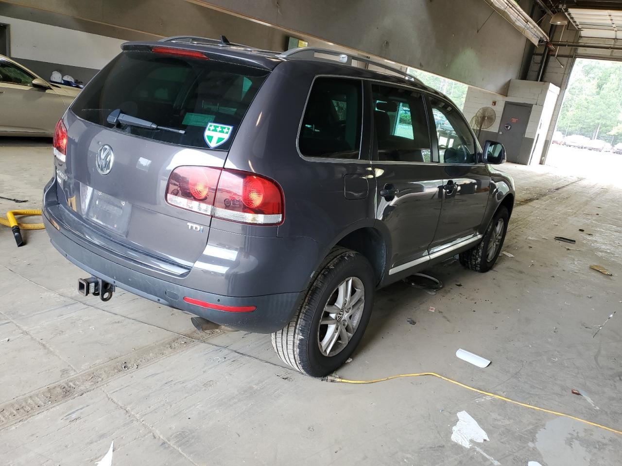 WVGFK7A94AD001099 2010 Volkswagen Touareg Tdi