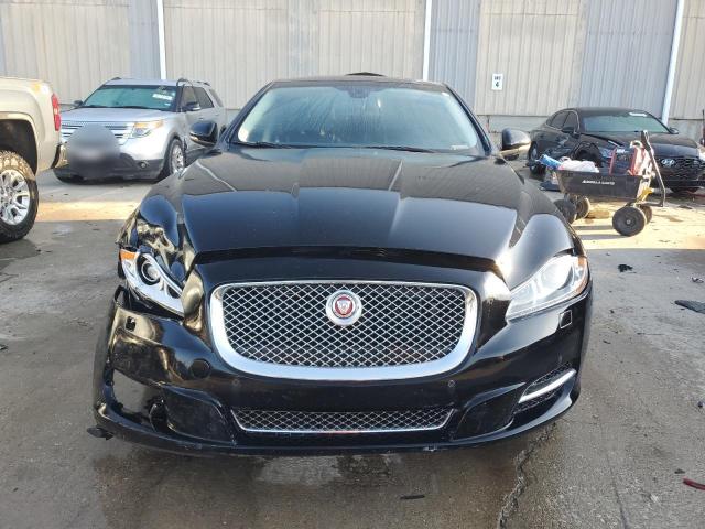 VIN SAJWJ1CD6F8V75663 2015 Jaguar XJ no.5